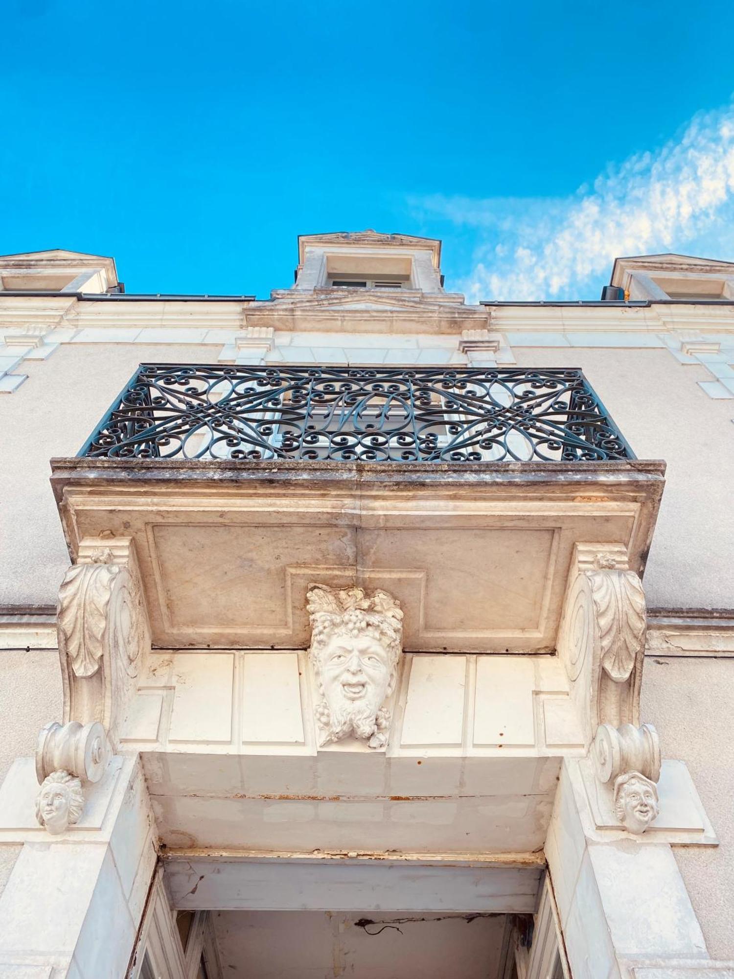 Le Haussmann ⸱ Stationnement Gratuit ⸱ Fibre Déols Exterior foto